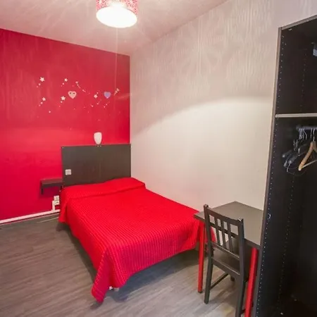 Hipotel Sacre Coeur Olympiades Hotel 2*