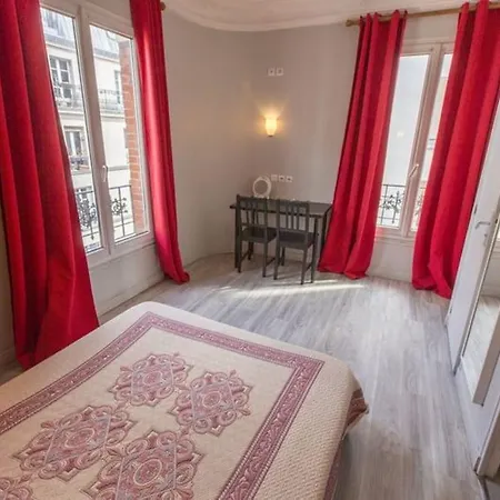 Hipotel Sacre Coeur Olympiades Hotel