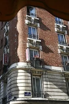 Hipotel Sacre Coeur Olympiades Otel 2*